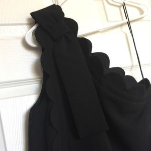 NWT Victoria beckham one-shoulder scallop dress